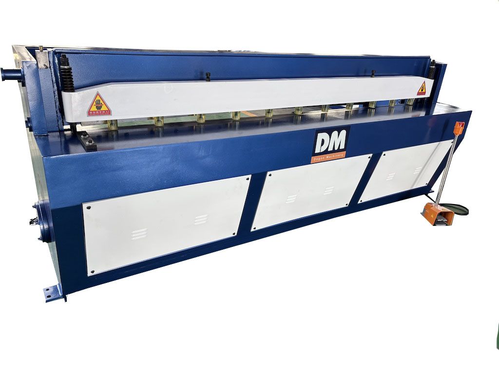 Электромеханическая гильотина Q11-3x2500 Электромеханическая гильотина Q11-3x2500